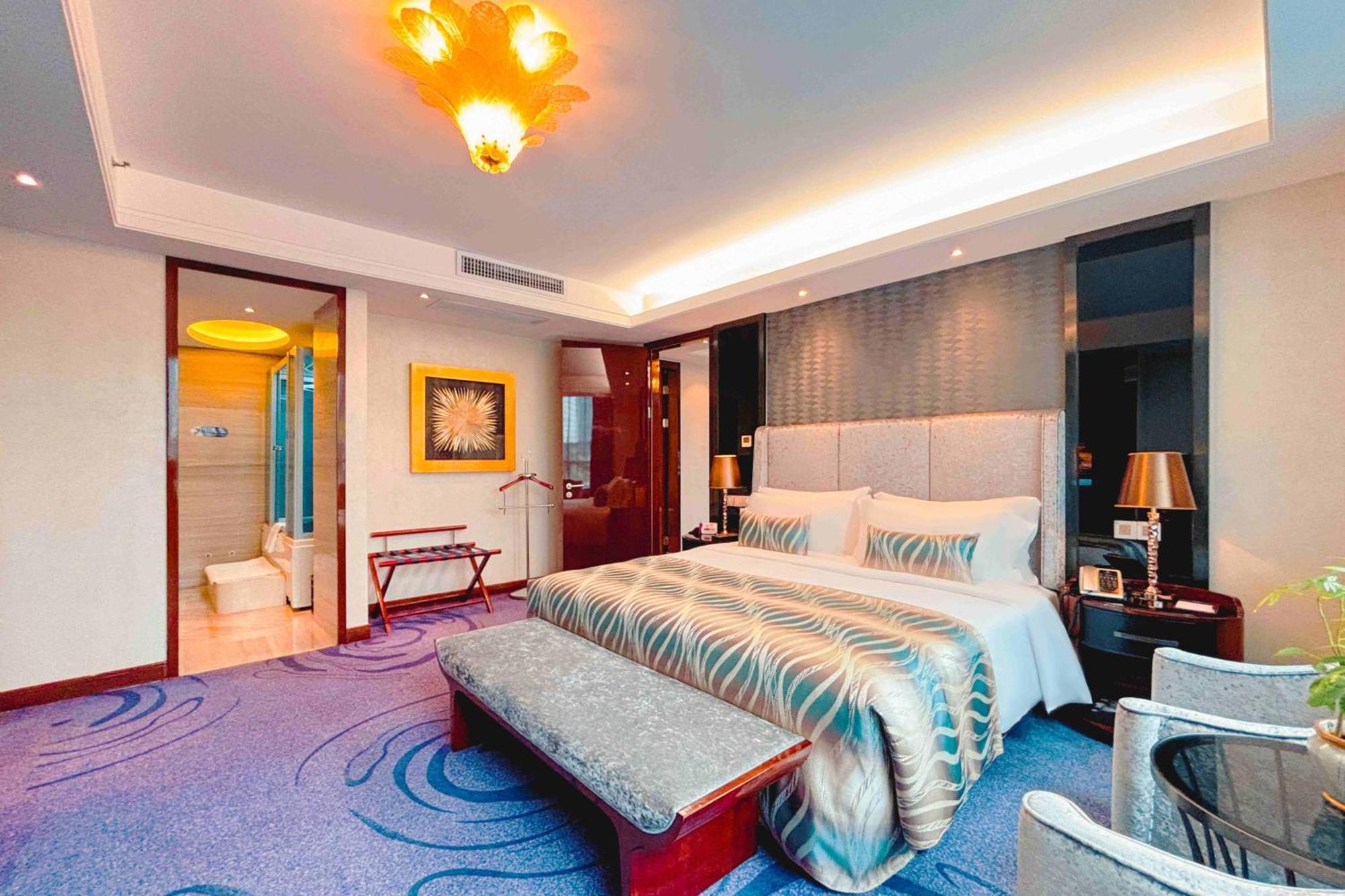 Sentosa Hotel Shenzhen Feicui Branch, Enjoy Tropical Swimming Pools And High-Class Fitness Club Buitenkant foto