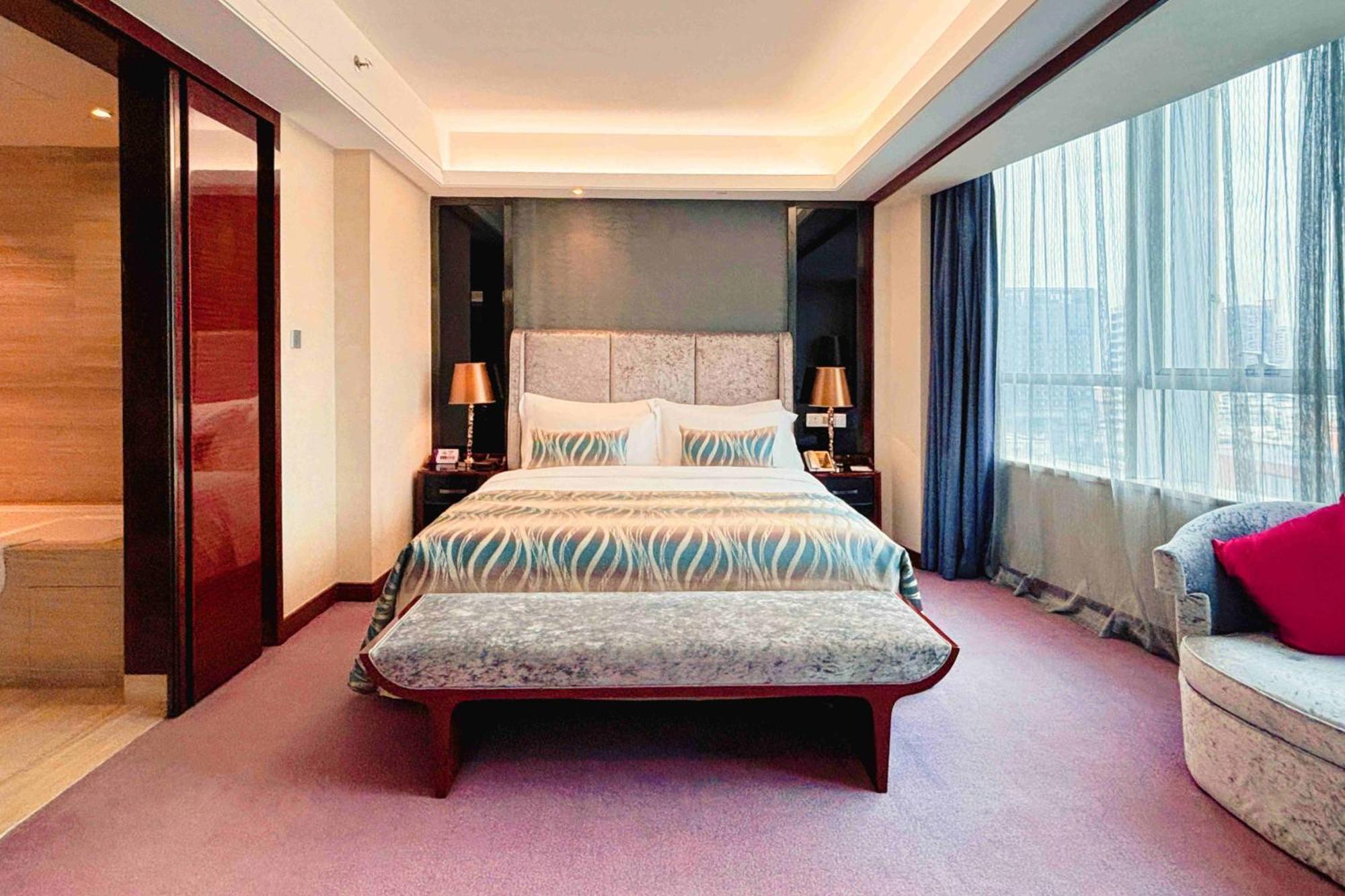Sentosa Hotel Shenzhen Feicui Branch, Enjoy Tropical Swimming Pools And High-Class Fitness Club Buitenkant foto